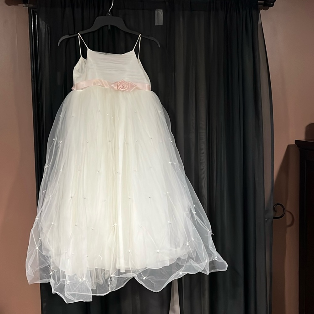 David’s Bridal Flower Girl dress size 7